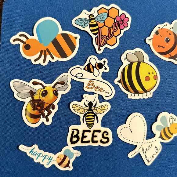 NEW! - Set of 9 bee stickers - honey bee - hive NWOT - Picture 5 of 5